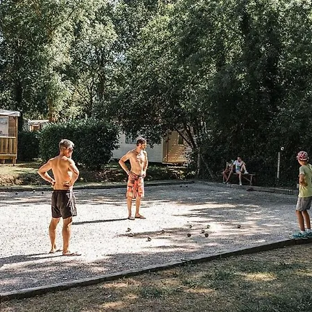 Mobil 4 Personnes Avec Terrasse A - Api-1-52-1442 Campsite