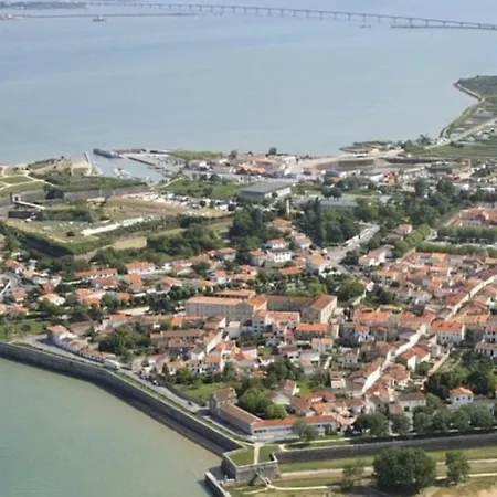 Campsite Mobil 4 Personnes Avec Terrasse A - Api-1-52-1442 *