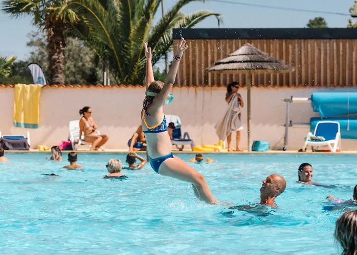 Mobil 4 Personnes Avec Terrasse A - Api-1-52-1442 *