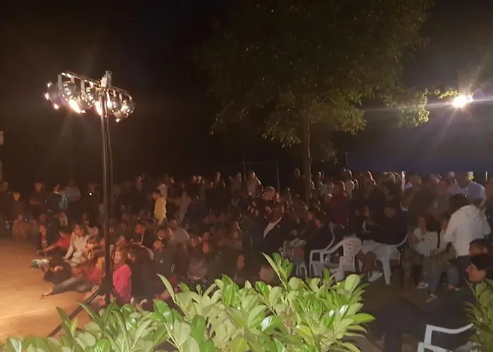 Mobil 4 Personnes Avec Terrasse A - Api-1-52-1442 *